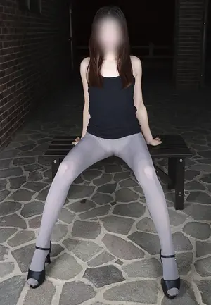 つくし - フェチ画像[脚]