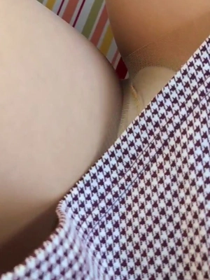 出勤パンチラ(14962) 水瀬　ななこ (De愛急行　松阪店)