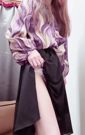 出勤パンチラ(15039) 栗田優里 (五十路マダム 三重松阪店)